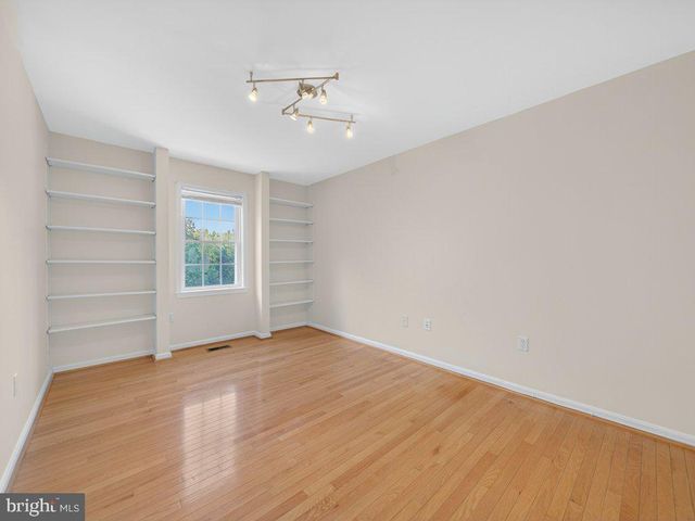 9290 BAKER ST, Owings, MD 20736