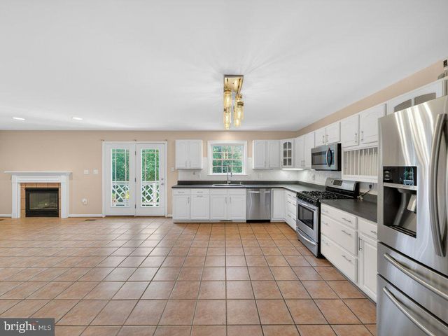 9290 BAKER ST, Owings, MD 20736