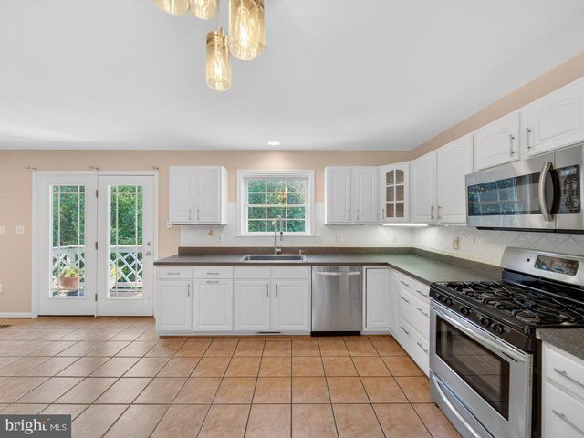 9290 BAKER ST, Owings, MD 20736