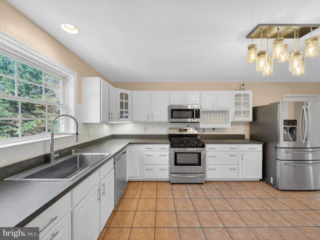9290 BAKER ST, Owings, MD 20736
