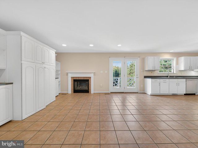 9290 BAKER ST, Owings, MD 20736