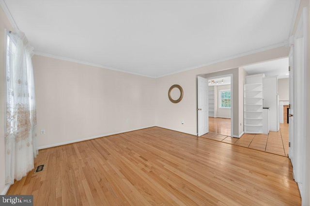 9290 BAKER ST, Owings, MD 20736