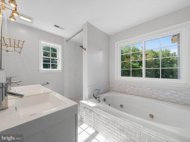 9290 BAKER ST, Owings, MD 20736