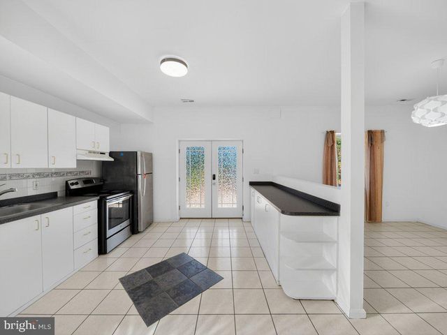 9290 BAKER ST, Owings, MD 20736