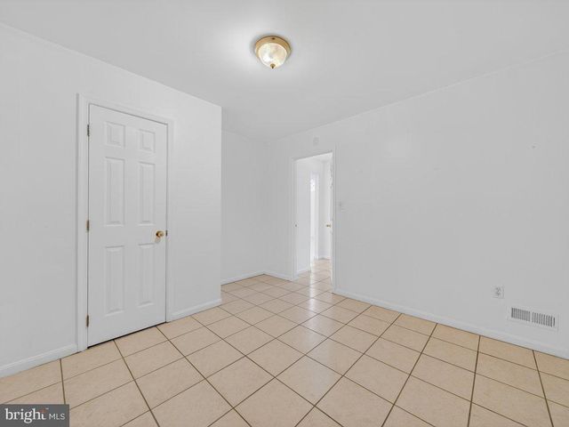 9290 BAKER ST, Owings, MD 20736