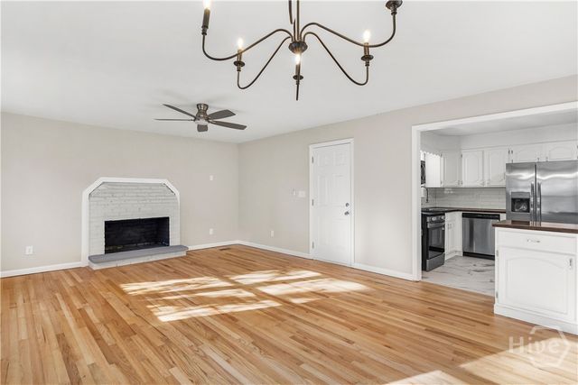 2105 E 60th Street, Savannah, GA 31404