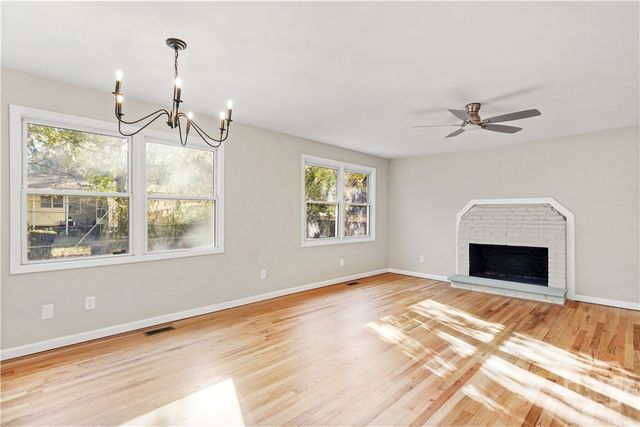 2105 E 60th Street, Savannah, GA 31404