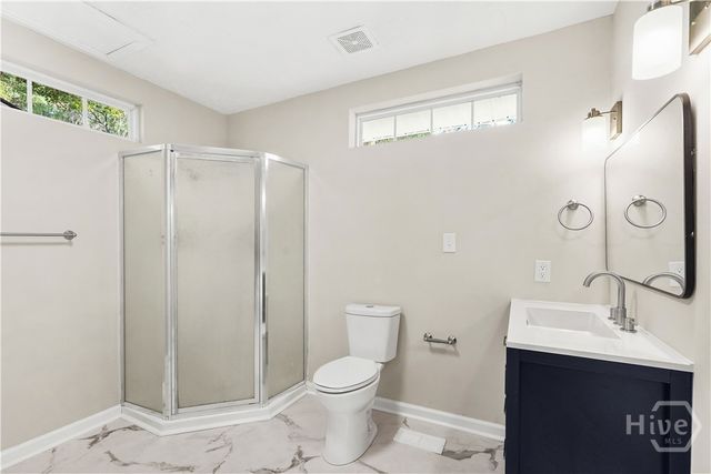 2105 E 60th Street, Savannah, GA 31404