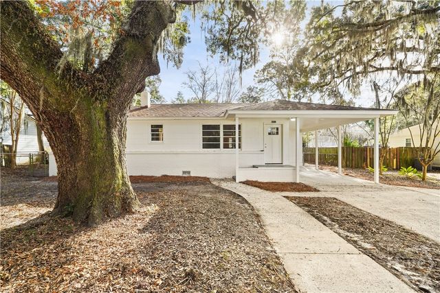 2105 E 60th Street, Savannah, GA 31404