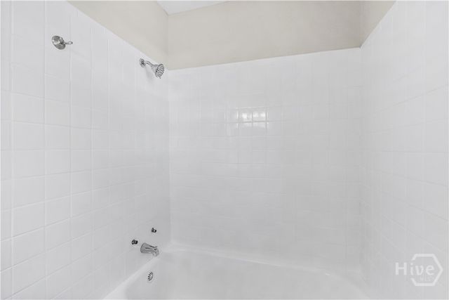 2105 E 60th Street, Savannah, GA 31404