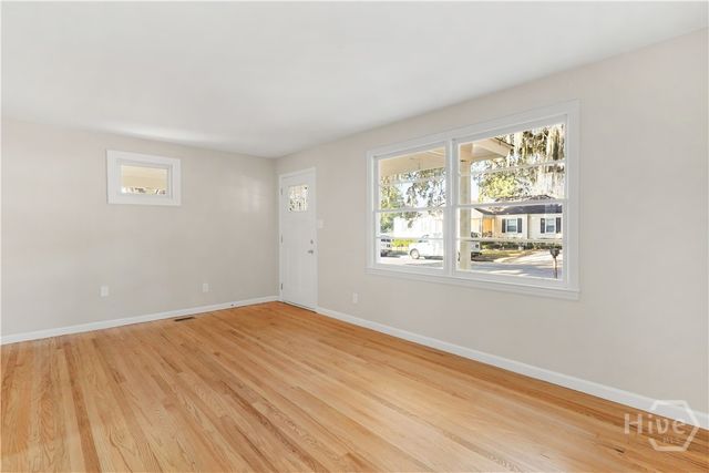 2105 E 60th Street, Savannah, GA 31404