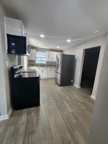 104 Grant Street, Walterboro, SC 29488