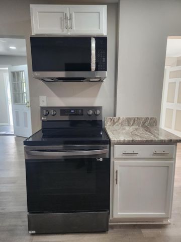 104 Grant Street, Walterboro, SC 29488