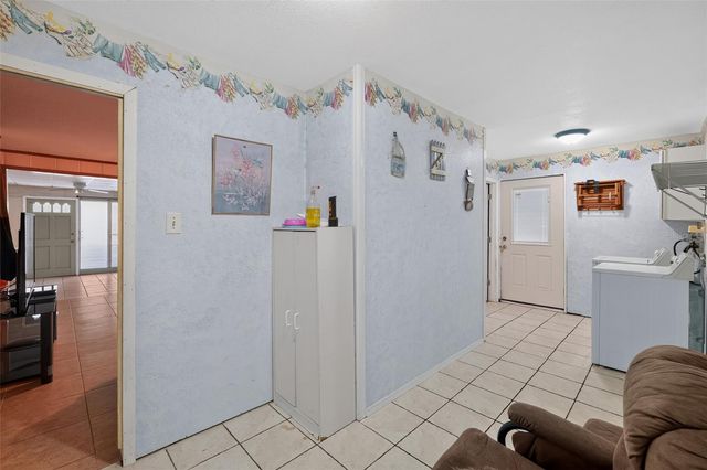 10513 LYNNWOOD AVENUE, Lake Wales, FL 33898