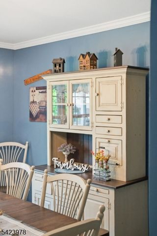 128 Merriam Ave, Newton Town, NJ 07860