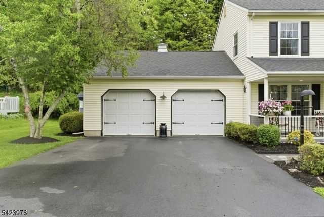 128 Merriam Ave, Newton Town, NJ 07860