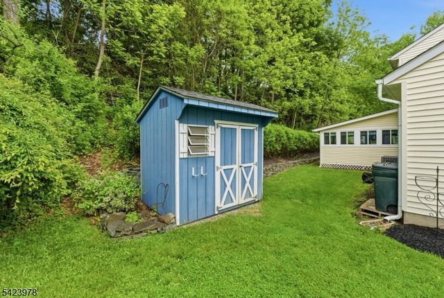 128 Merriam Ave, Newton Town, NJ 07860
