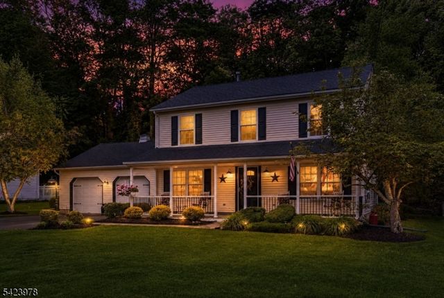 128 Merriam Ave, Newton Town, NJ 07860