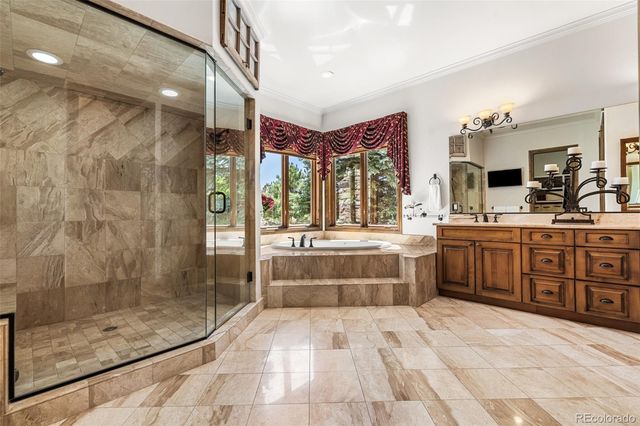 5686 Aspen Leaf Drive, Littleton, CO 80125