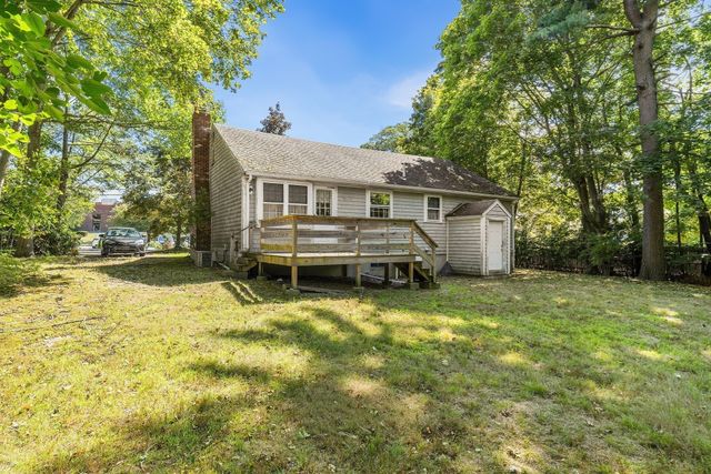41 Academy Ave, Weymouth, MA 02189