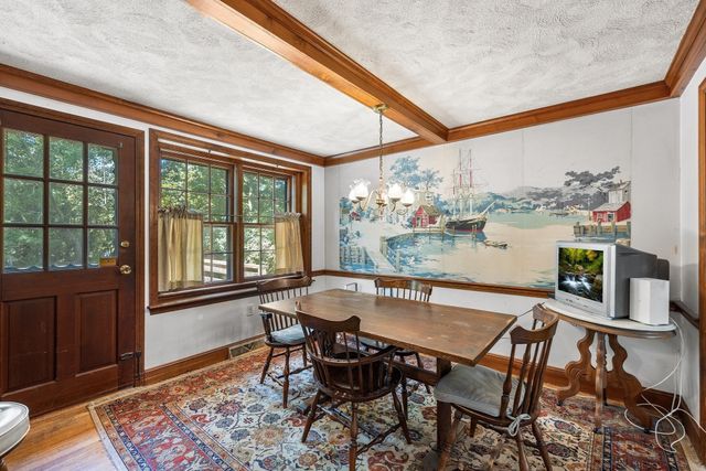 41 Academy Ave, Weymouth, MA 02189