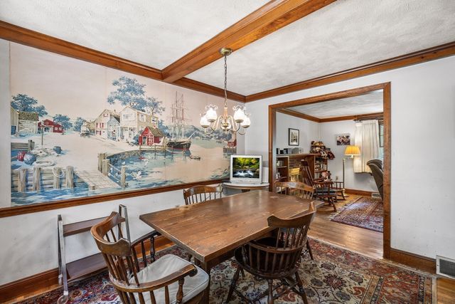 41 Academy Ave, Weymouth, MA 02189