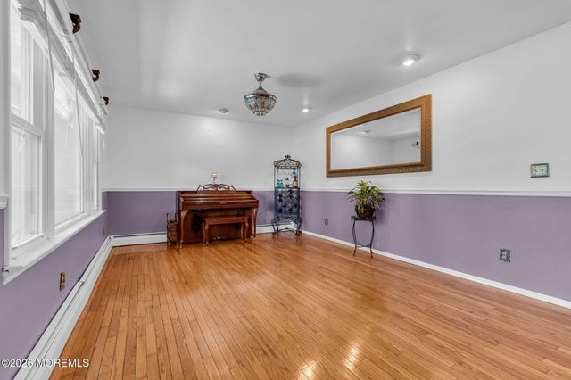 42 Ocean Avenue, Jackson, NJ 08527