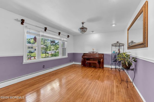 42 Ocean Avenue, Jackson, NJ 08527