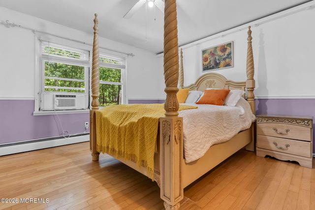 42 Ocean Avenue, Jackson, NJ 08527