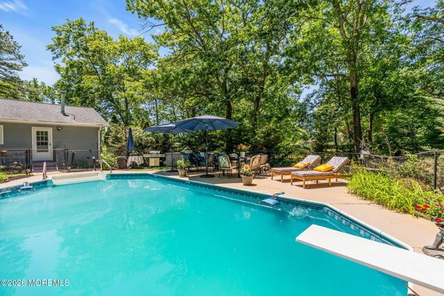 42 Ocean Avenue, Jackson, NJ 08527