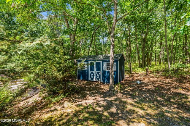 42 Ocean Avenue, Jackson, NJ 08527