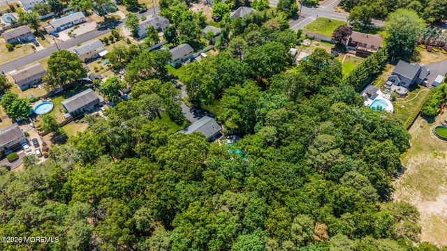 42 Ocean Avenue, Jackson, NJ 08527