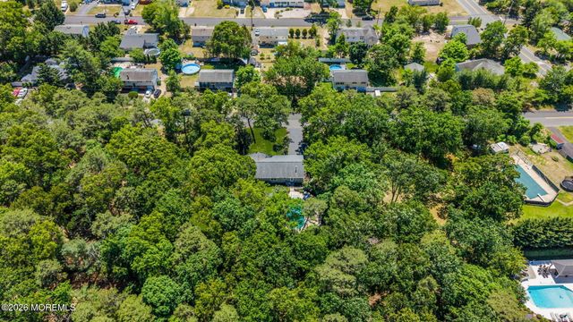 42 Ocean Avenue, Jackson, NJ 08527