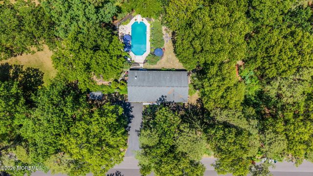 42 Ocean Avenue, Jackson, NJ 08527