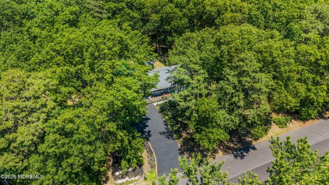 42 Ocean Avenue, Jackson, NJ 08527