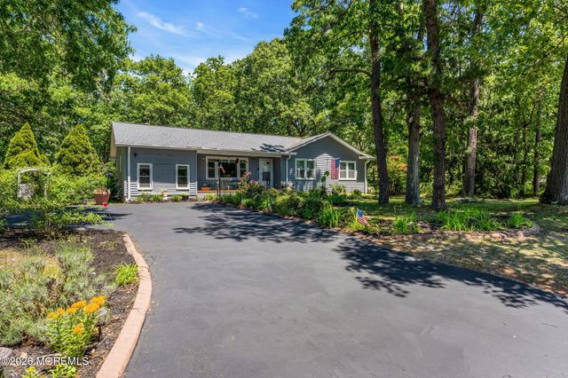 42 Ocean Avenue, Jackson, NJ 08527