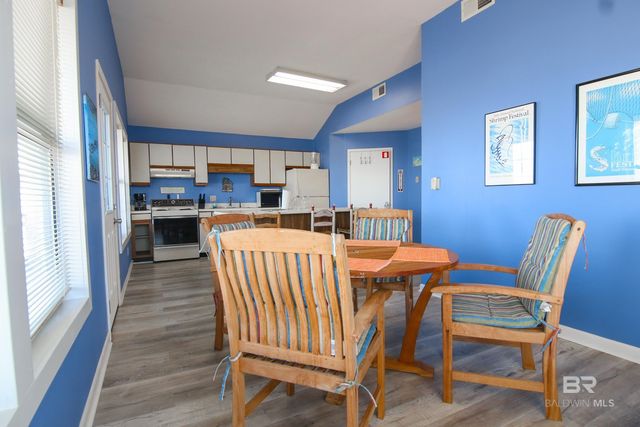 1288 W Beach Boulevard, Gulf Shores, AL 36542