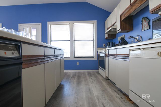 1288 W Beach Boulevard, Gulf Shores, AL 36542