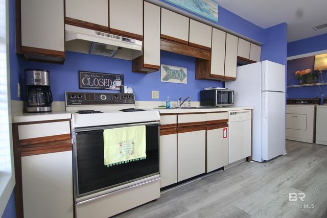 1288 W Beach Boulevard, Gulf Shores, AL 36542