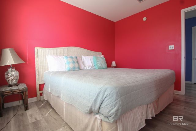 1288 W Beach Boulevard, Gulf Shores, AL 36542