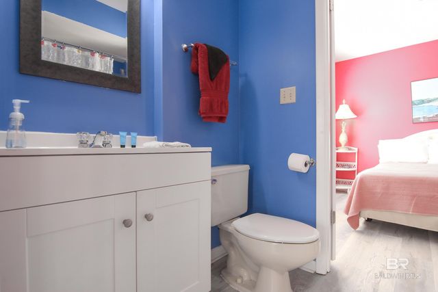 1288 W Beach Boulevard, Gulf Shores, AL 36542