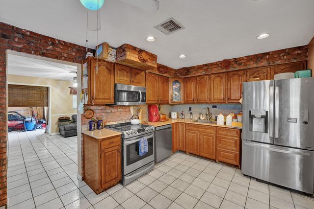 2740 SW 46th Court, Dania Beach, FL 33312