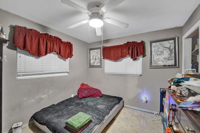 2740 SW 46th Court, Dania Beach, FL 33312