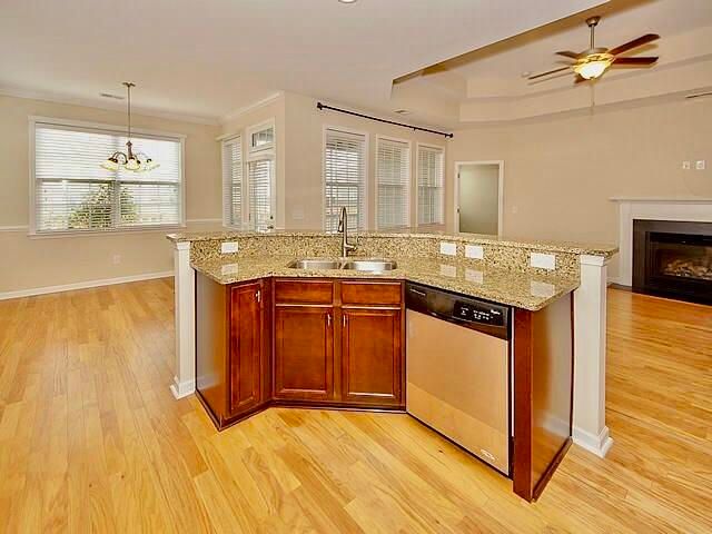 8154 Little Sydneys Way, North Charleston, SC 29406