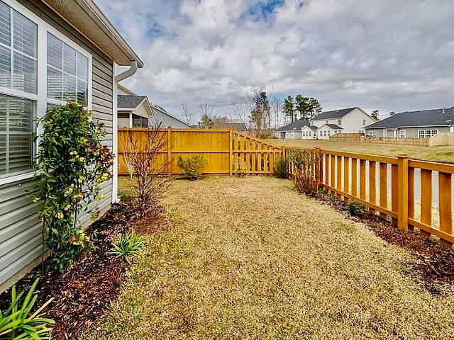 8154 Little Sydneys Way, North Charleston, SC 29406