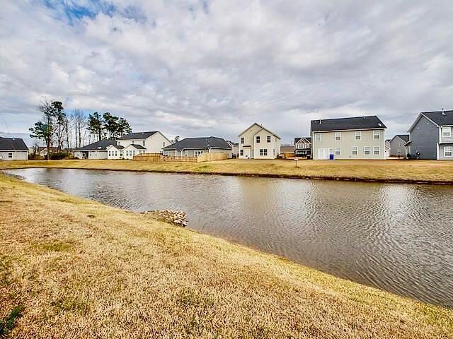 8154 Little Sydneys Way, North Charleston, SC 29406