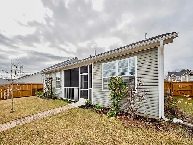 8154 Little Sydneys Way, North Charleston, SC 29406