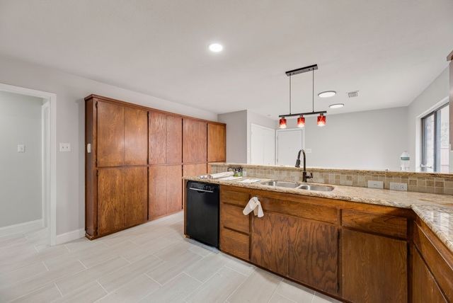 7106 Casablanca Court, Dallas, TX 75248