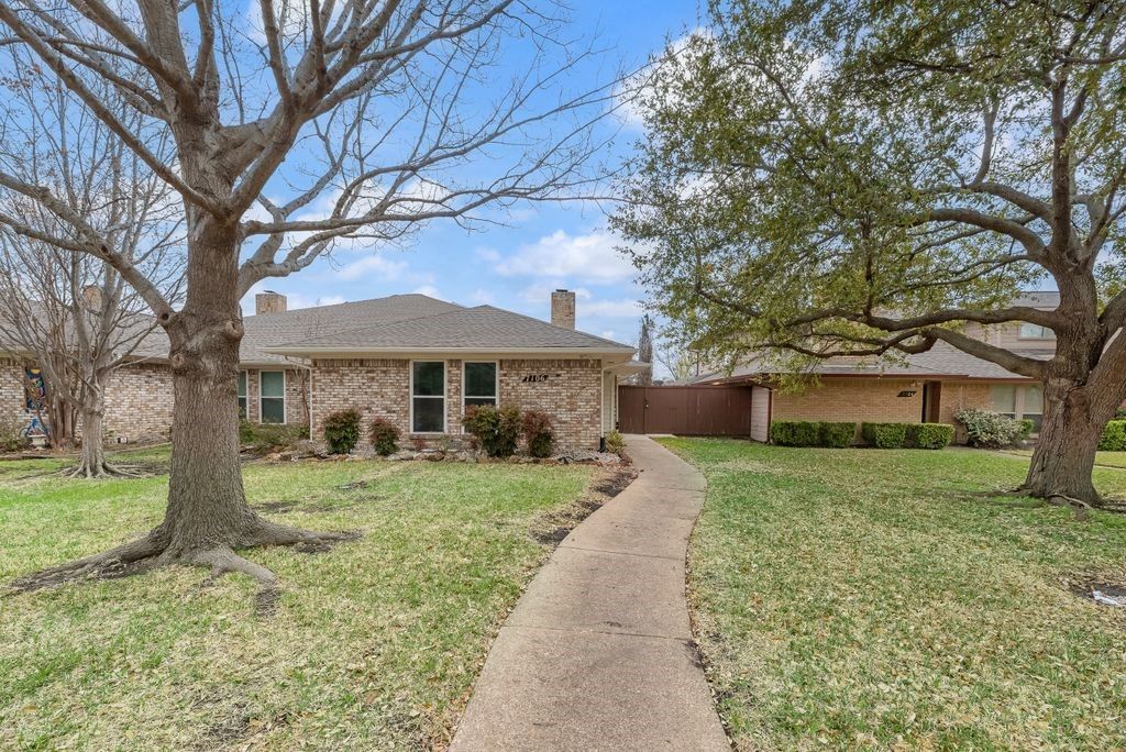 7106 Casablanca Court, Dallas, TX 75248
