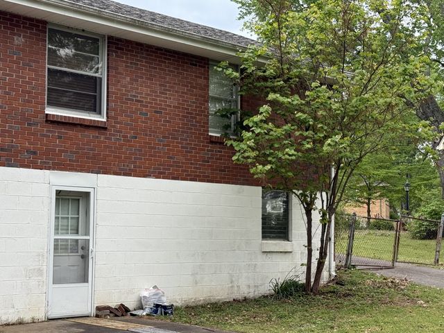 103 Ryburn Dr, Old Hickory, TN 37138